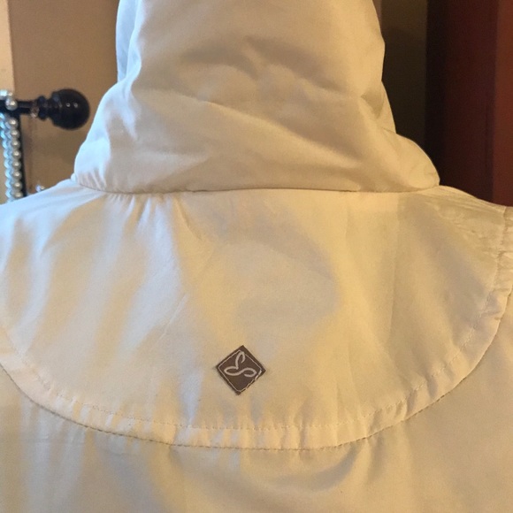 Parna jacket - Picture 12 of 12